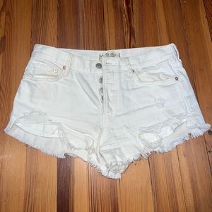 FREE PEOPLE WE THE FREE JEAN SHORTS SIZE 26 WHITE